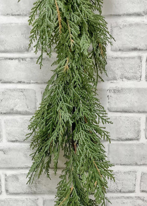 Cedar Northern Wh 120" Garland Fresh Touch