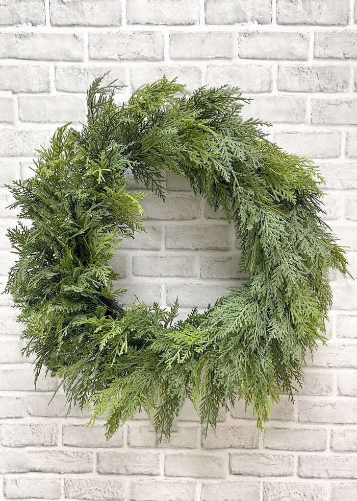 Cedar Northern Wh 14x25" Wreath