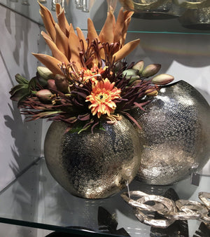 Vase Hammered Gold Metal-Not Just For The Garden | Metal Art | Décor for Homes, Walls and Gardens | Furniture | Custom Garden Planters and Flower Arrangements | Gifts | Best in KW